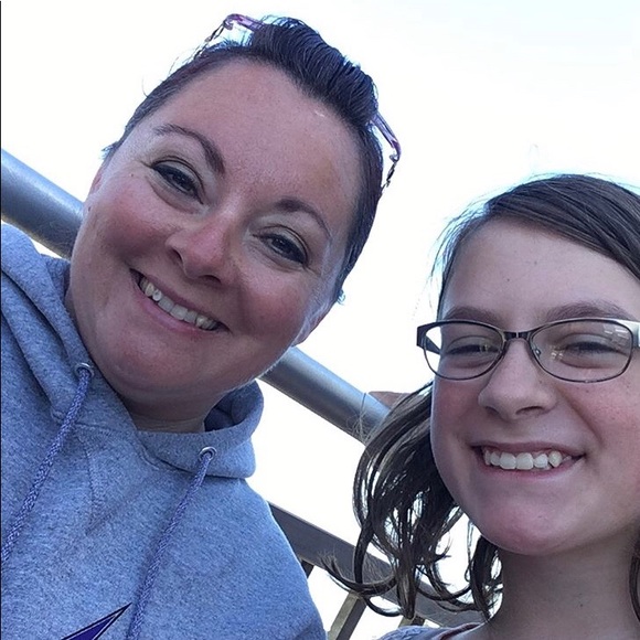 Meet your Posher, Mandie - Picture 4 of 5